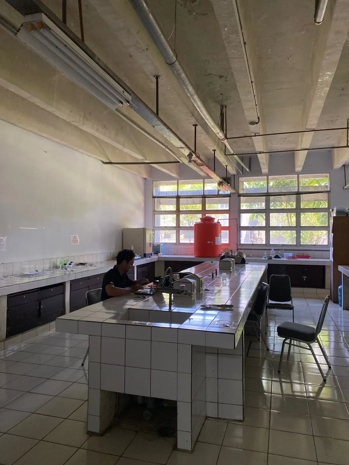 Laboratorium Mikrobiologi