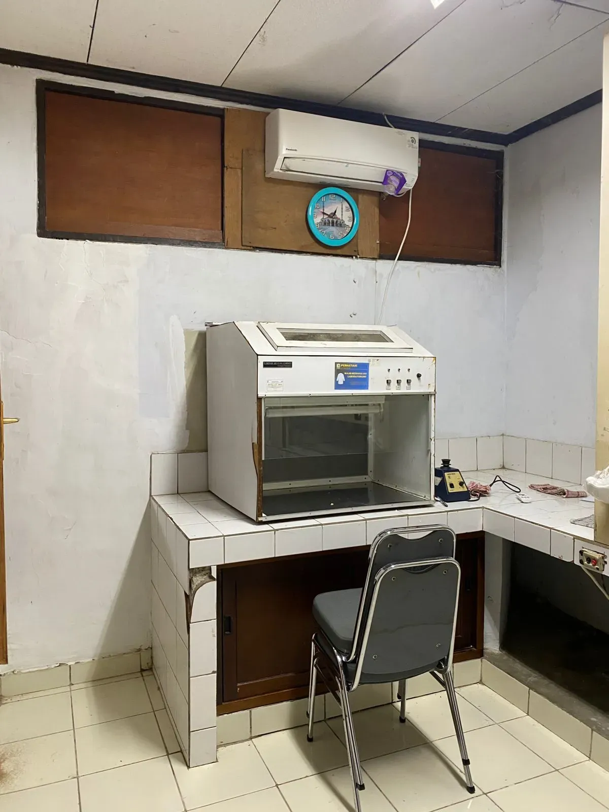 Microbiology Laboratory gallery 2
