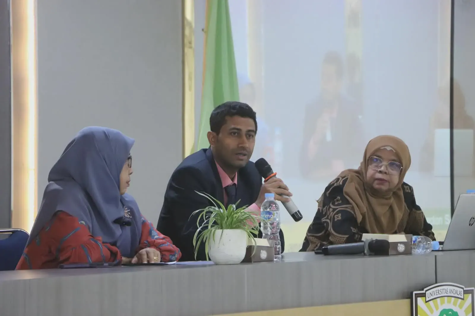 Guest Lecture Internasional Bahas Penyakit Antraknosa di India dan Indonesia